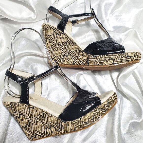 $$$ RESTRICTED black patent t-strap espadrille woven platform wedge heels SZ 9 - Picture 4 of 5
